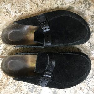 Black suede Birkenstock clog
